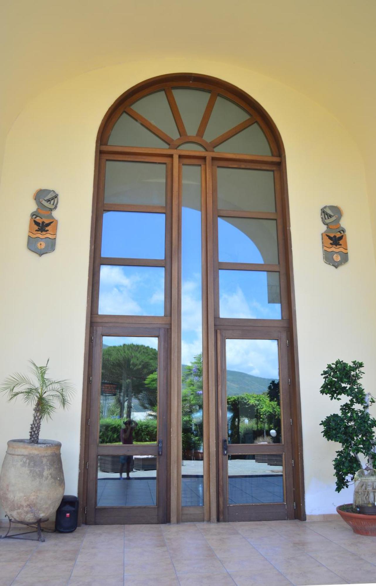 Hotel Il Cavaliere Sarno Eksteriør billede