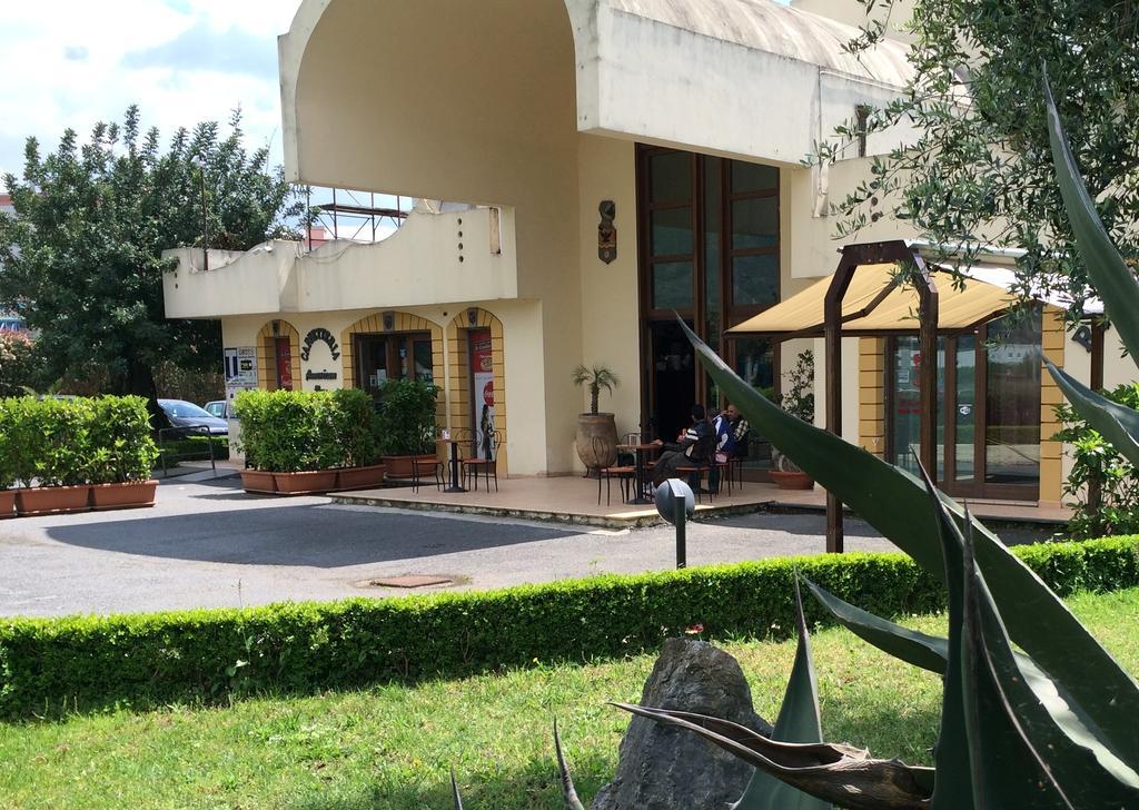 Hotel Il Cavaliere Sarno Eksteriør billede
